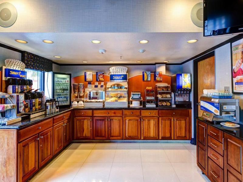 Holiday Inn Express San Diego - Rancho Bernardo, An Ihg Hotel Екстер'єр фото