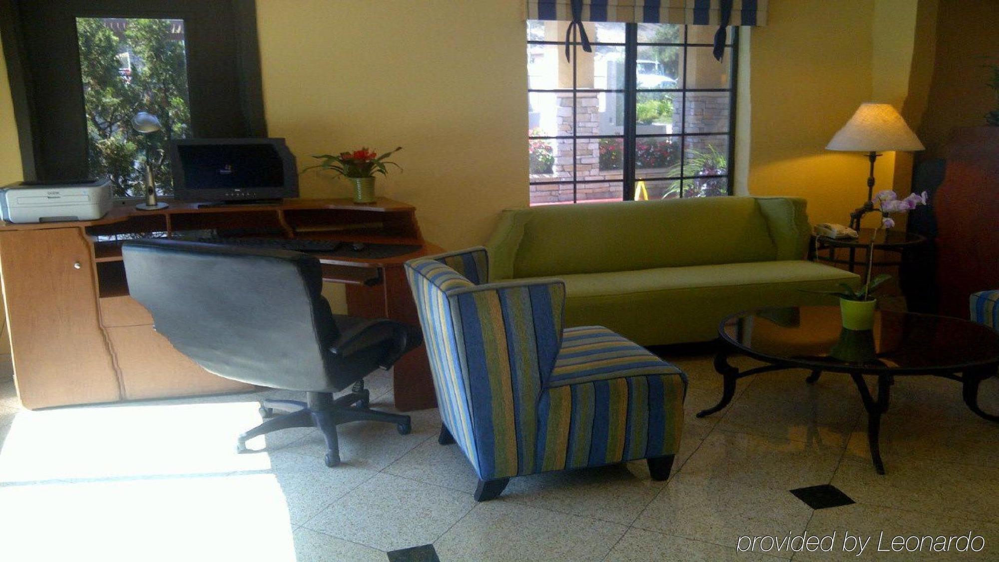 Holiday Inn Express San Diego - Rancho Bernardo, An Ihg Hotel Екстер'єр фото